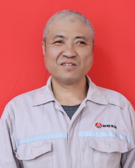 3.8先進(jìn)工作者：謝玉記.jpg
